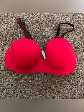 Victoria's Secret Bright Red Padded T-Shirt Bra